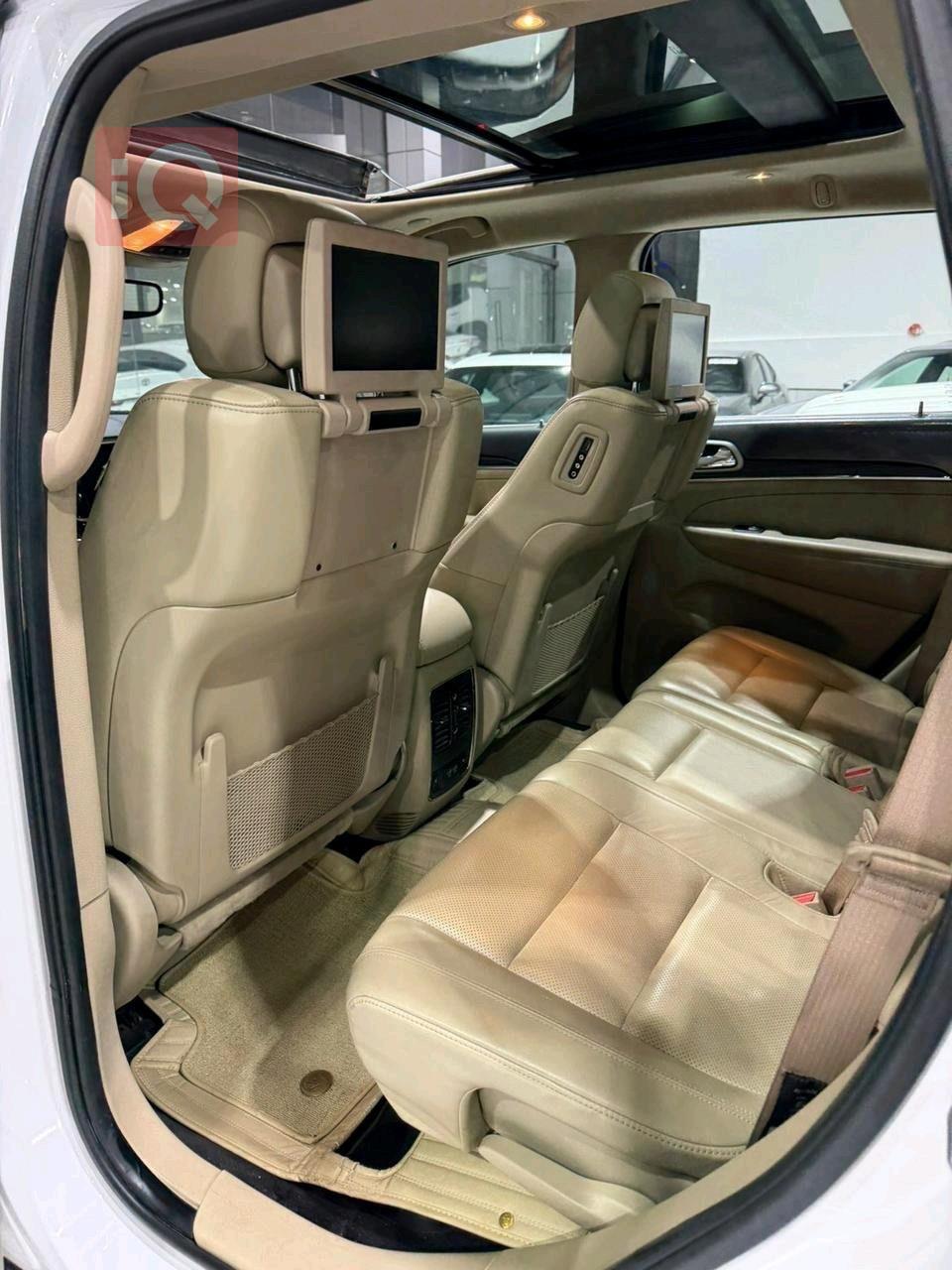 جيب جراند شيروكي